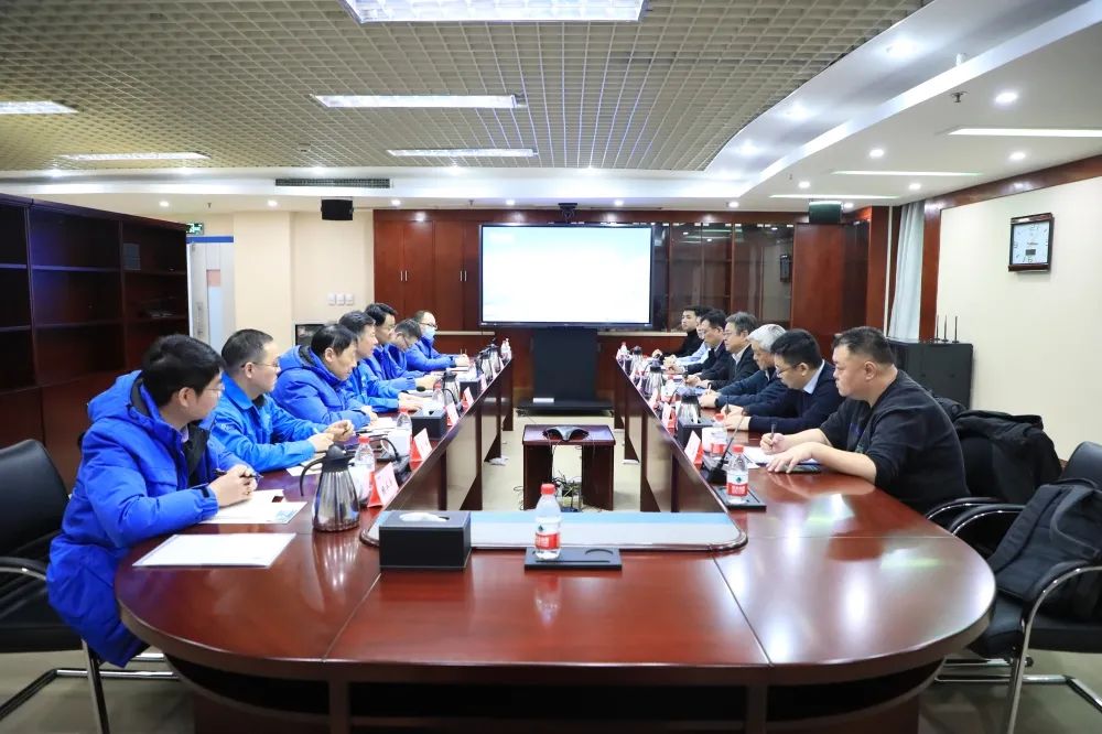 中国工程院制造业研究室主任屈贤明一行莅临william威廉中文官网集团调研指导工作