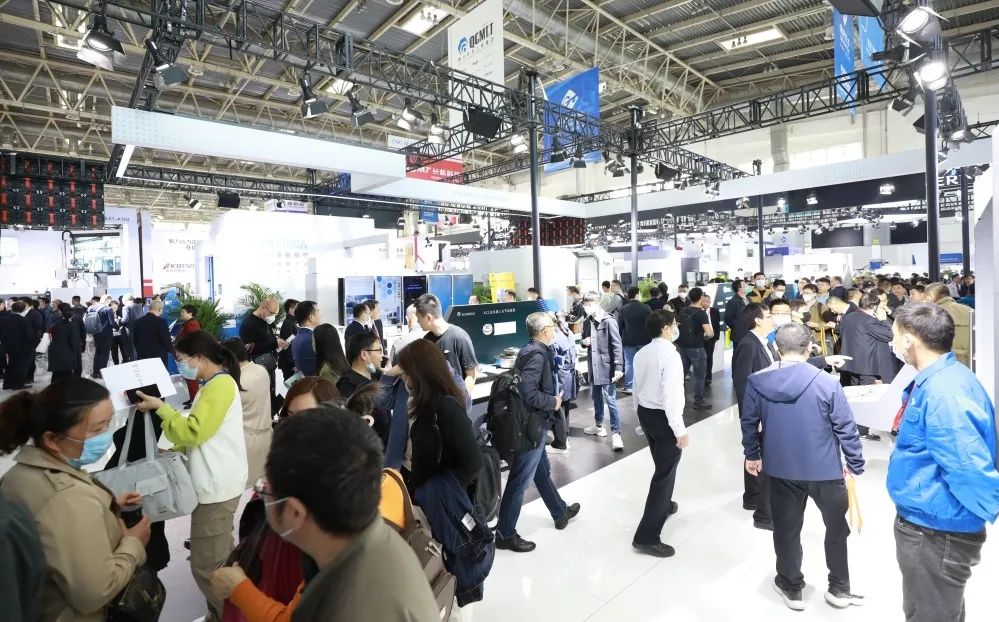 【CIMT2023】william威廉中文官网集团主机产品大放异彩 功能部件备受青睐